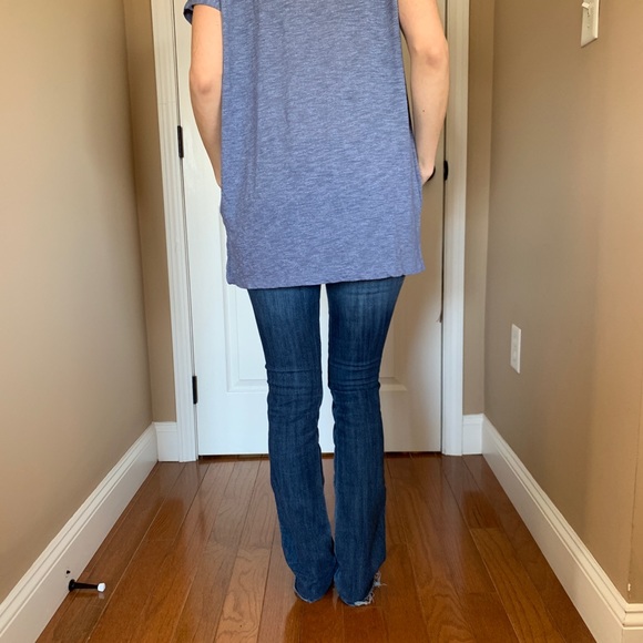 NWOT ATHLETA COLD SHOULDER TEE - Picture 3 of 6